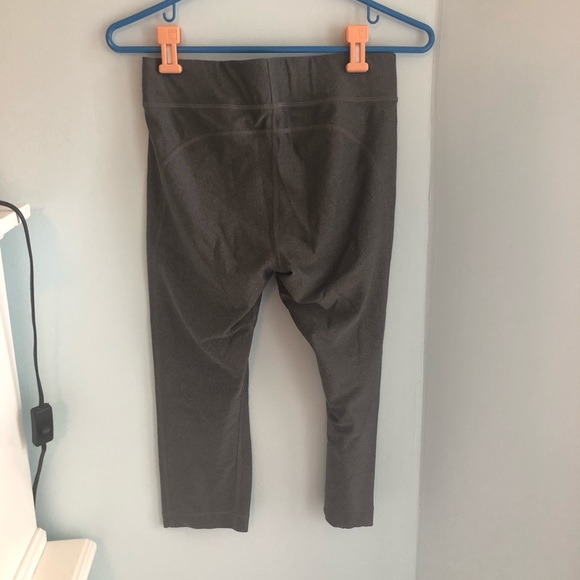 Underarmour leggings - Picture 2 of 3